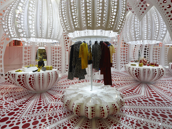 La magnífica fusión entre el arte de Yayoi Kusama y diseños de Vuitton -  Arte y Teatro - Cultura 